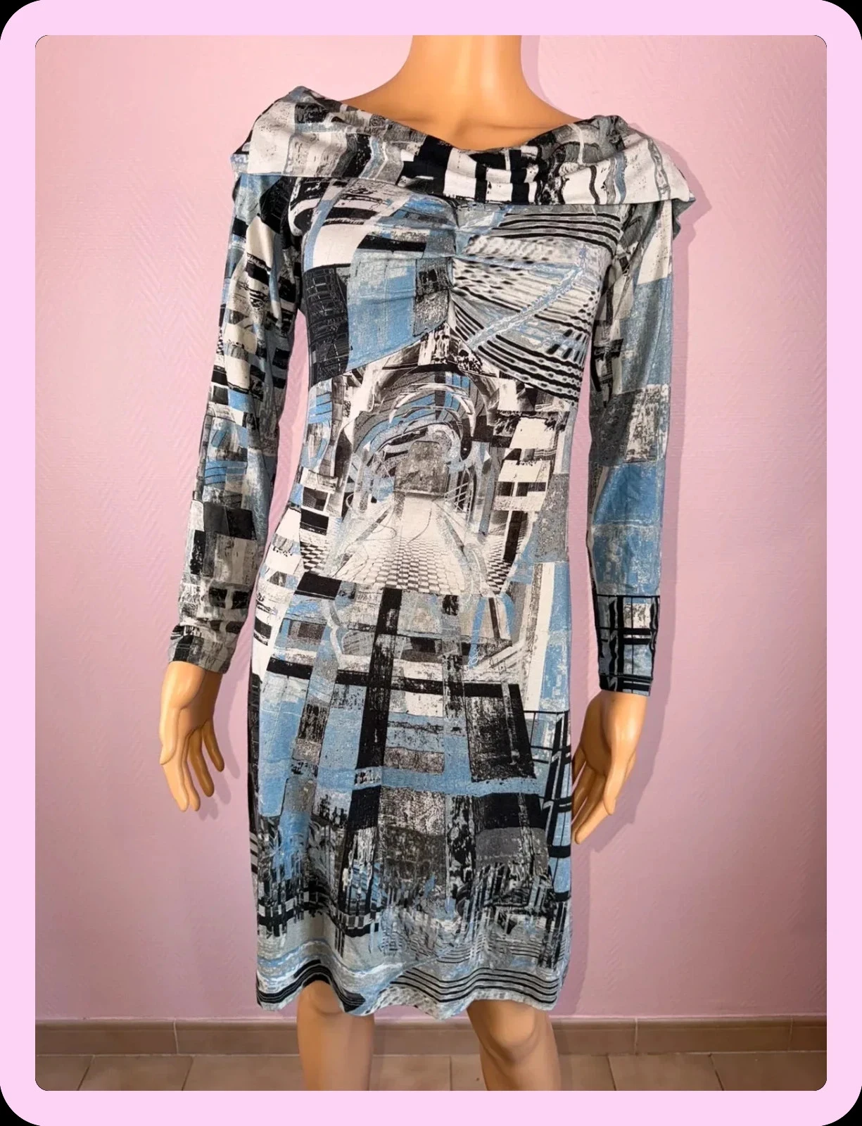 Robe femme save the queen taille m